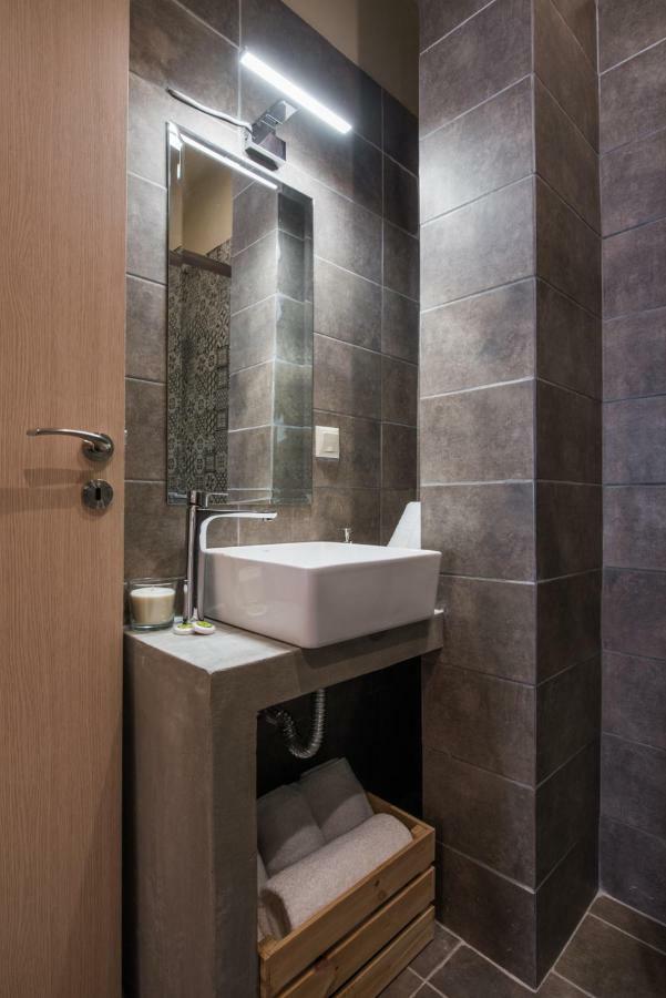 Stone House Near Acropolis - Living Stone Diamond Apartment Athens Ngoại thất bức ảnh